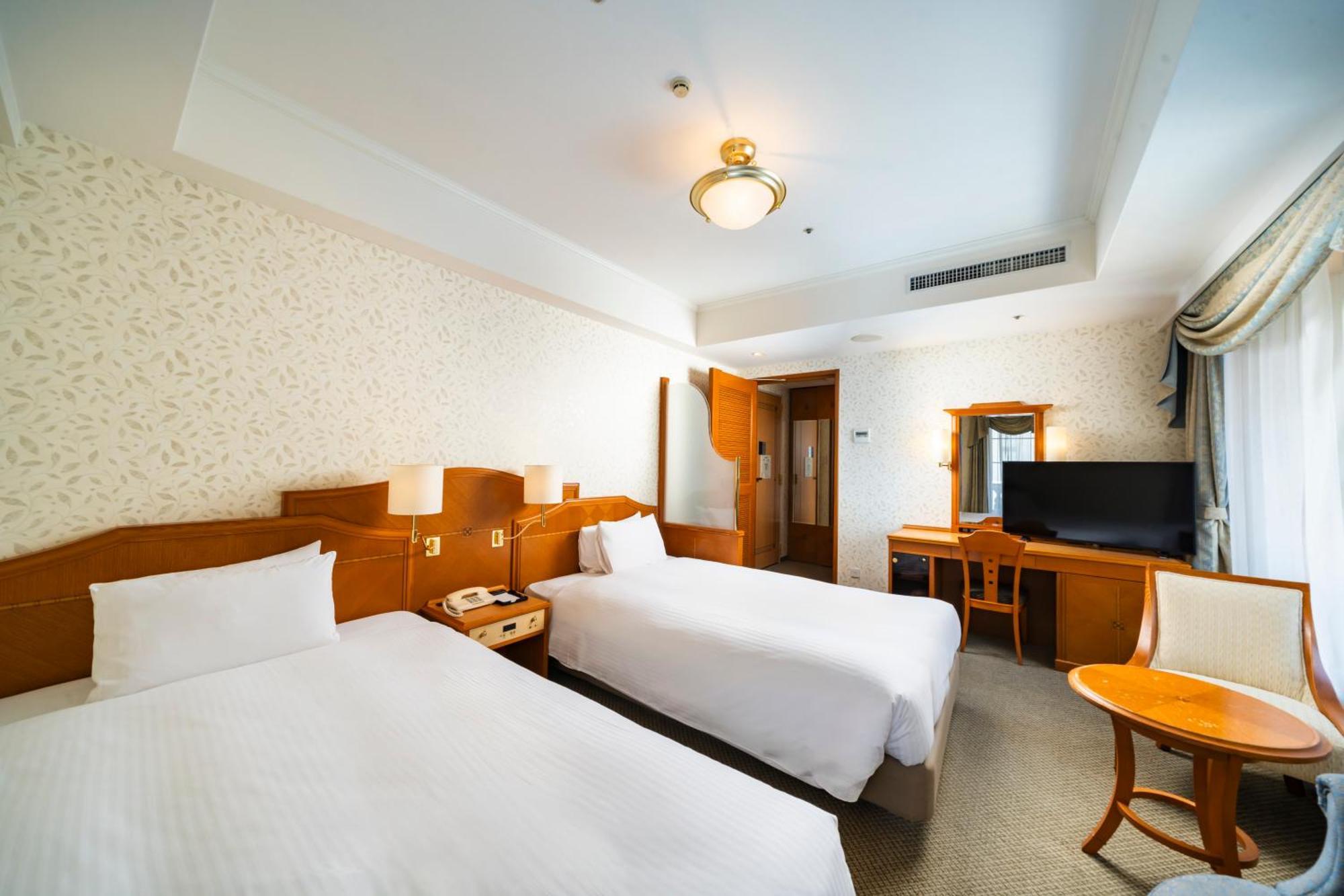 Koko Shinsaibashi Hotel Ōsaka